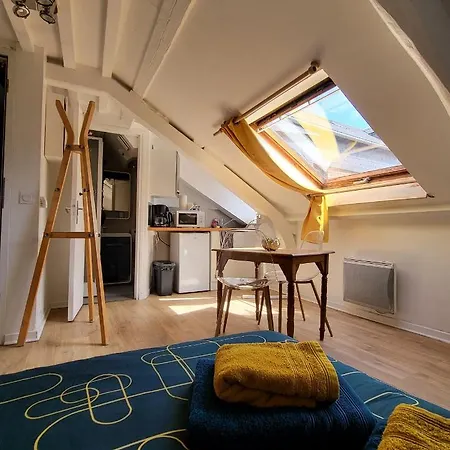 Les Z'amours Apartment