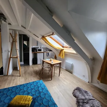 Les Z'amours Apartment
