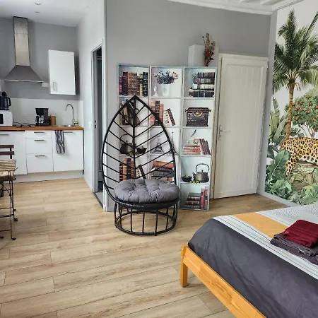 Les Z'amours Apartament